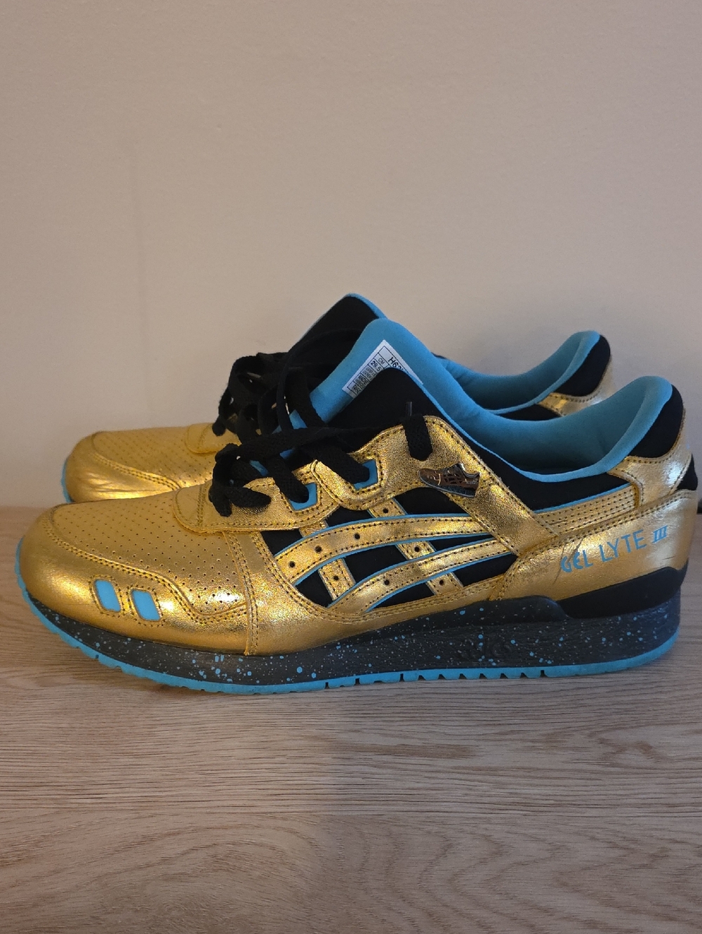 Asics Gel Lyte III Metallic Gold and Blue Sneakers Mens Size 12 - Picture 4 of 6